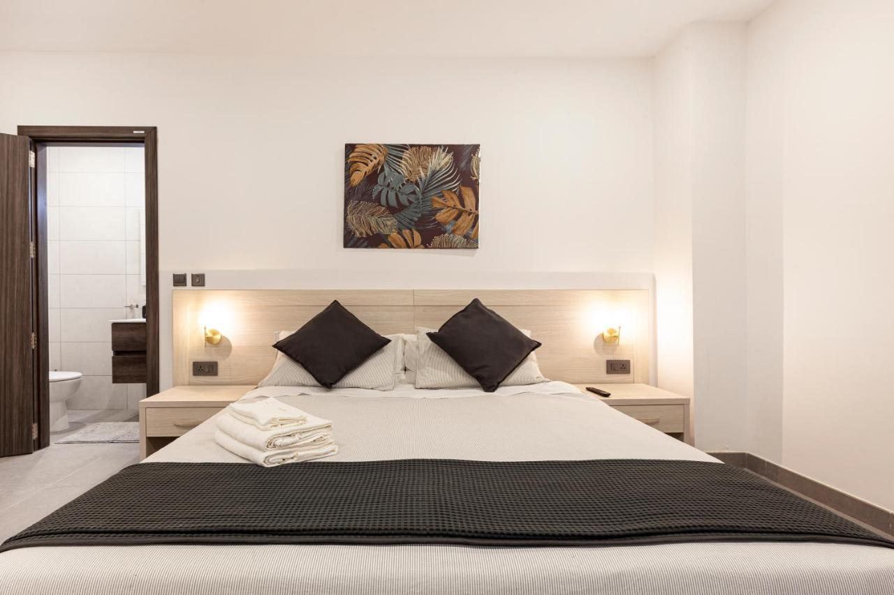 Charming,Comfortable And Centrally Located Group Accomodation Gzira Zewnętrze zdjęcie