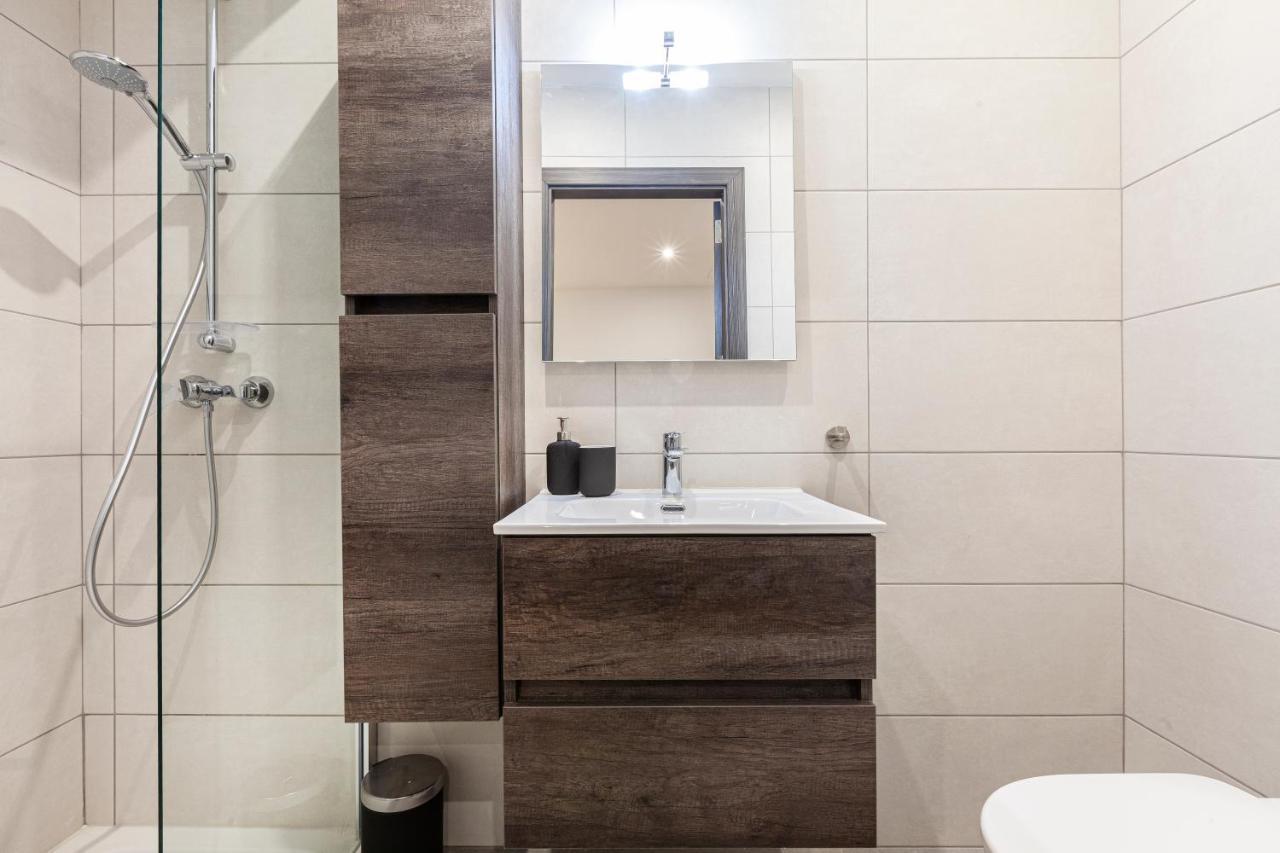 Charming,Comfortable And Centrally Located Group Accomodation Gzira Zewnętrze zdjęcie