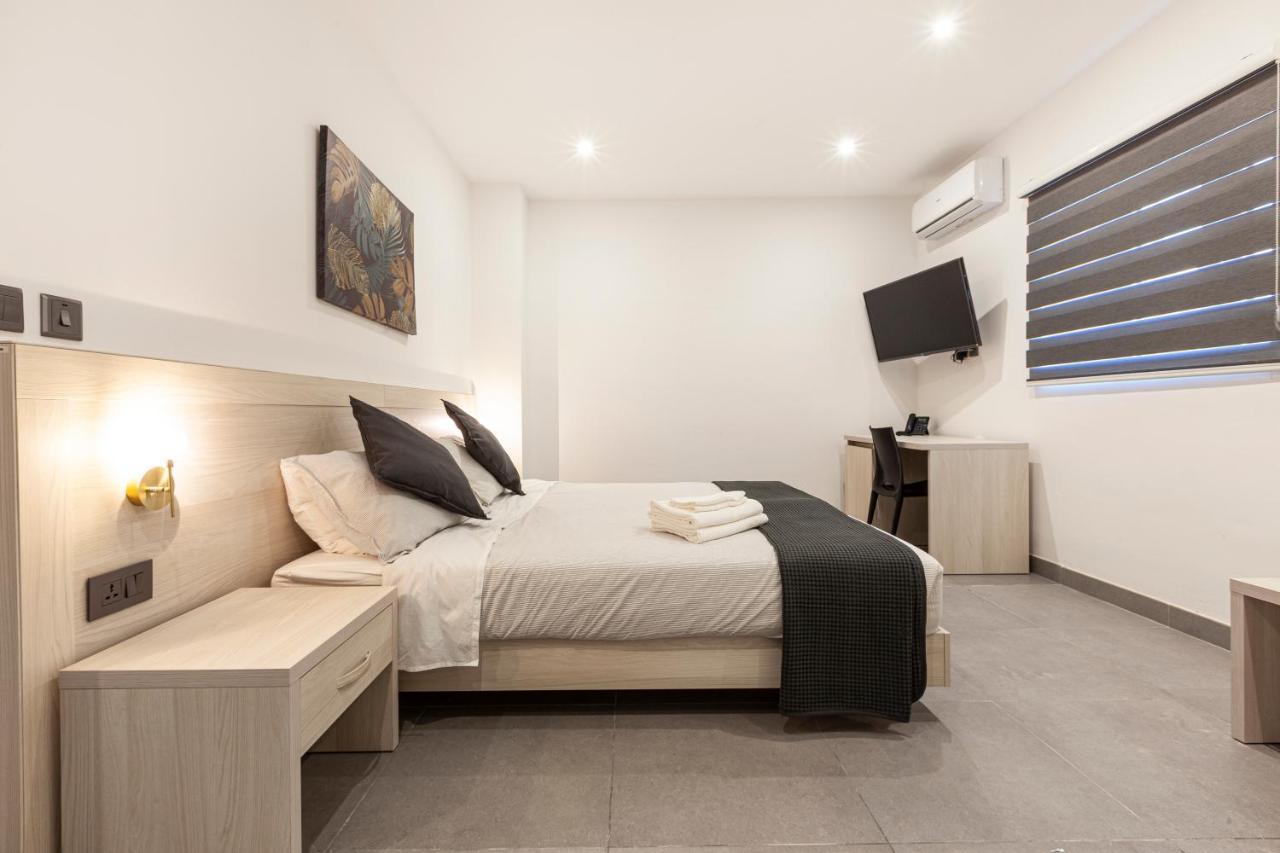 Charming,Comfortable And Centrally Located Group Accomodation Gzira Zewnętrze zdjęcie