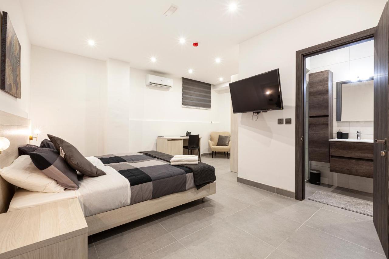 Charming,Comfortable And Centrally Located Group Accomodation Gzira Zewnętrze zdjęcie